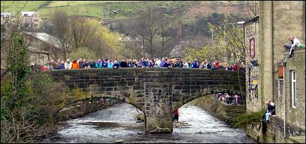 Duck Race 2001